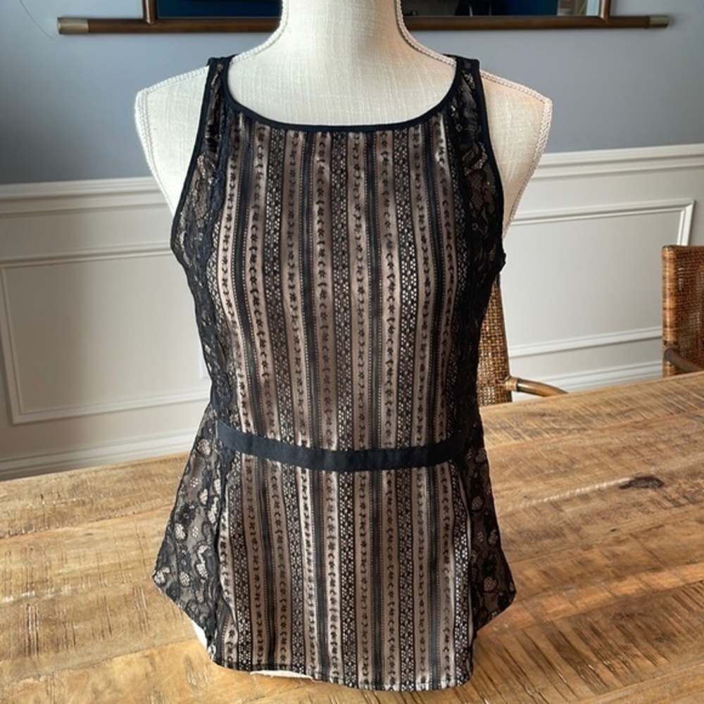 Classy Retro Loft Sleeveless Black Lace Peplum Top With Nude Lining